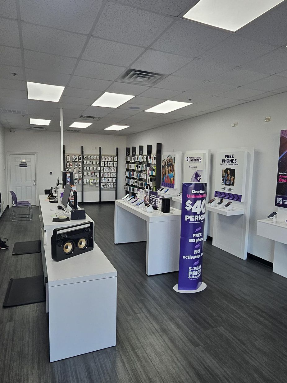 Metro by T-Mobile 1000 E Eldorado Pkwy - 1000 E Eldorado Pkwy 