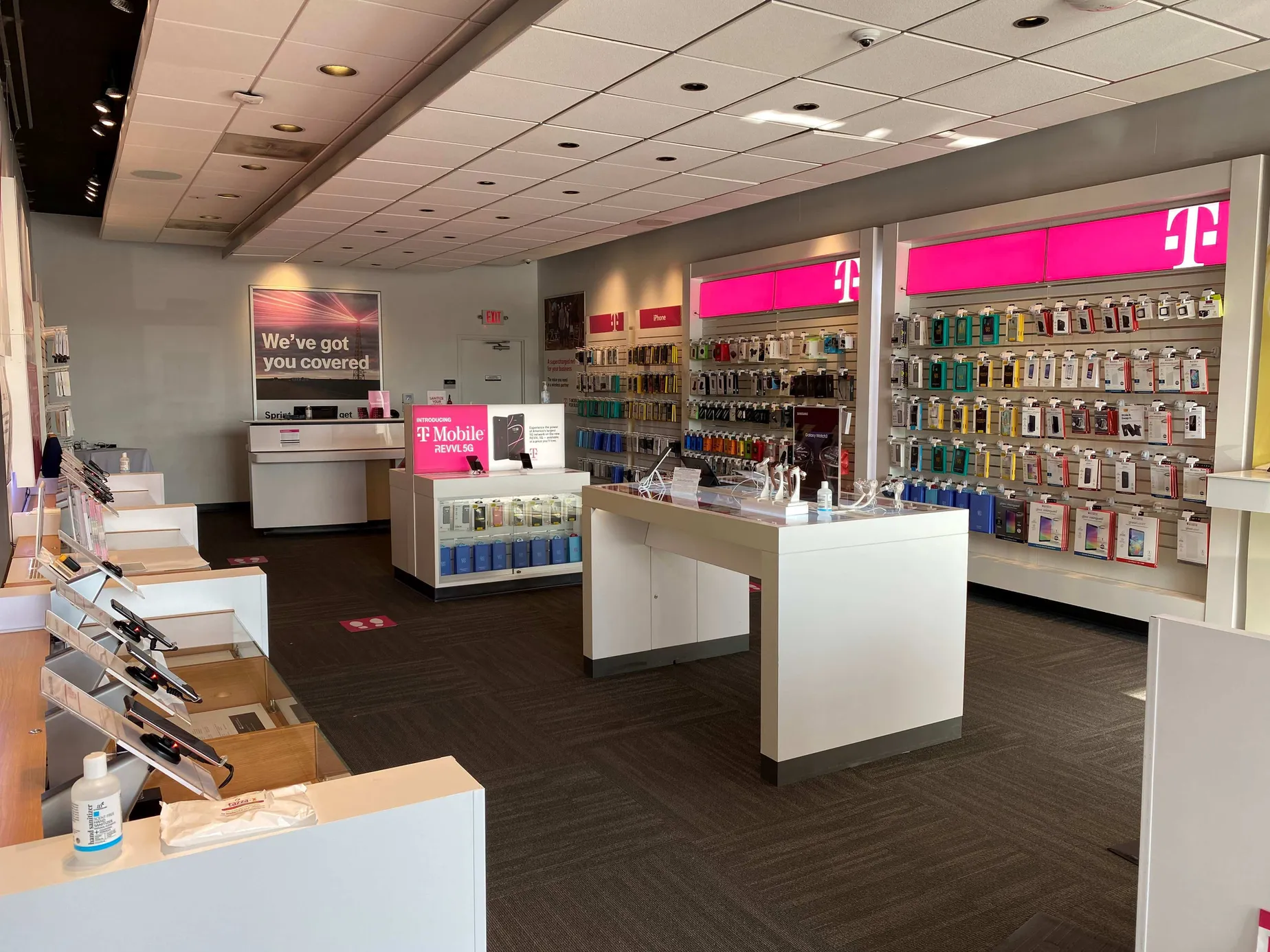 TMobile Silver Pkwy & W Silver Lake Rd Fenton, MI