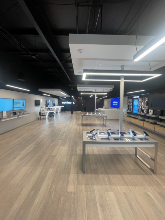 Lewisburg 8614 Inside Store.jpg