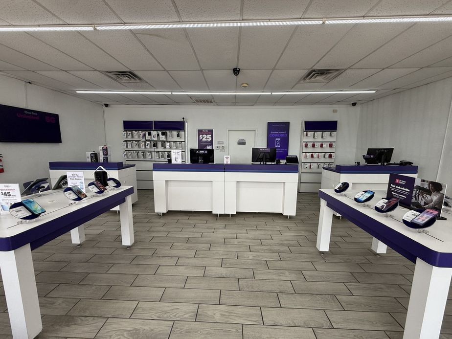 Metro by T-Mobile 603 Pleasanton Rd - 603 Pleasanton Rd 