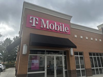 Image gallery for T-Mobile Toringdon Market