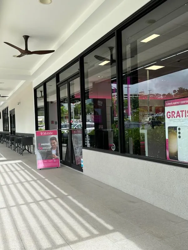 Exterior photo of T-Mobile Store at Montehiedra, San Juan, PR