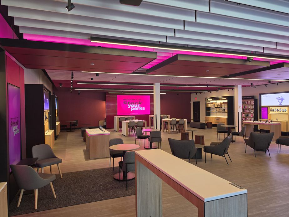 Interior photo of T-Mobile Store at White Oak Village, Richmond, VA 