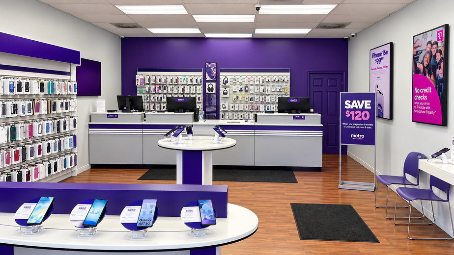 Metro by T-Mobile 3375 Springdale Rd - 3375 Springdale Rd 