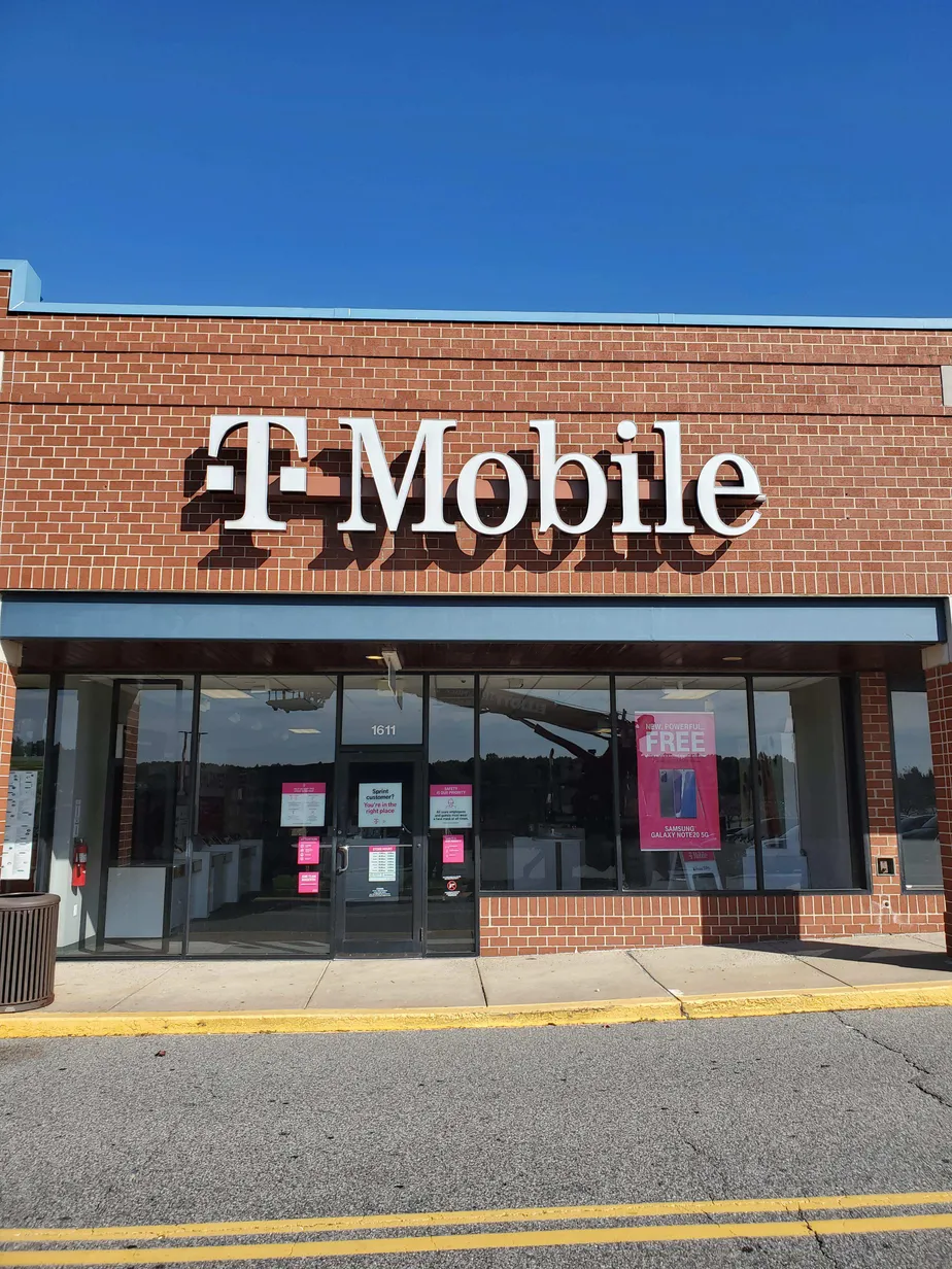  Exterior photo of T-Mobile store at Bel Air South Pkwy & Blue Spruce Dr E, Bel Air, MD 