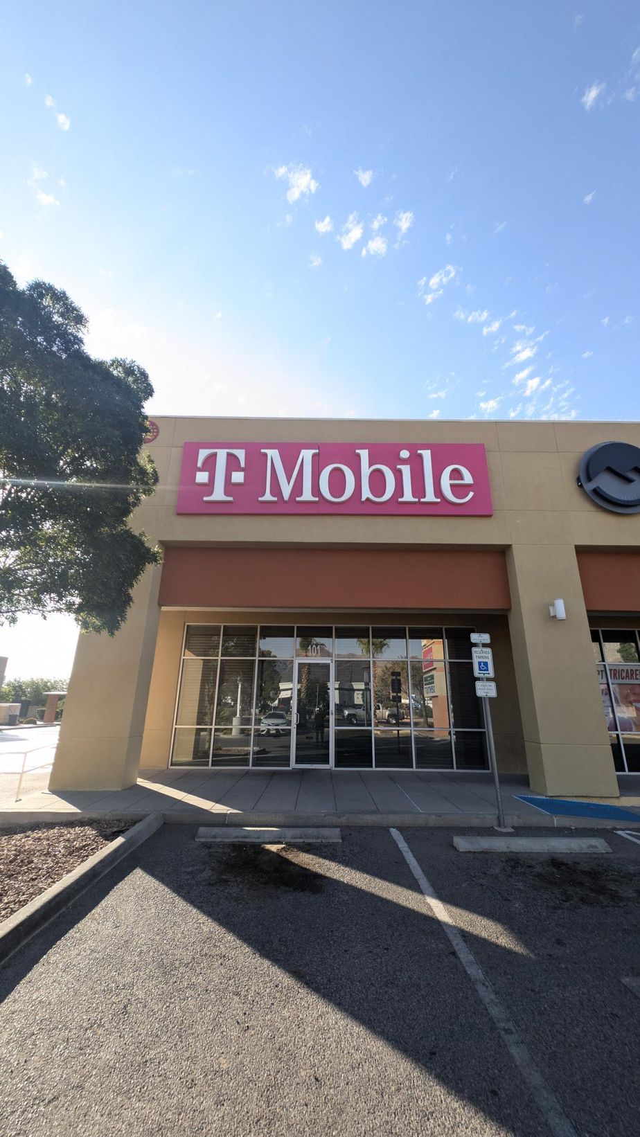 Exterior photo of T-Mobile Store at Hondo Pass & Dyer, El Paso, TX