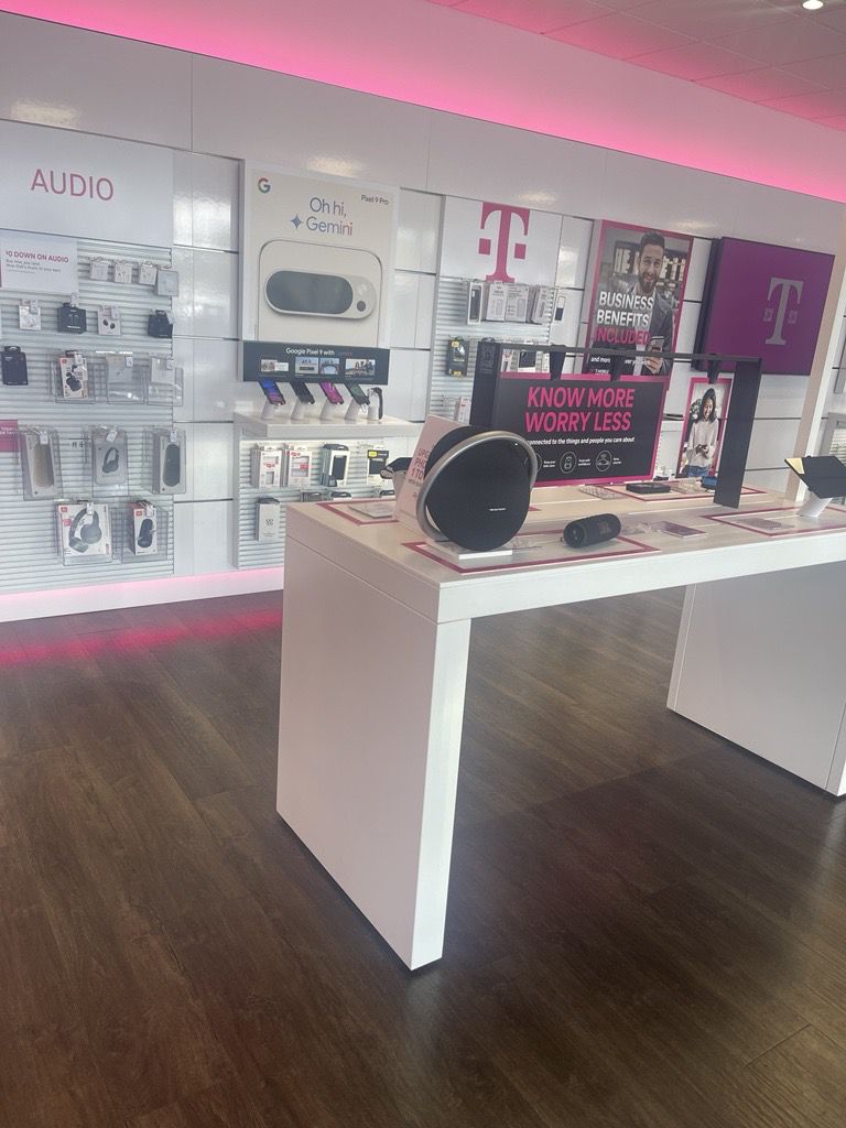  Interior photo of T-Mobile Store at General Screven & Elma G Miles, Hinesville, GA 