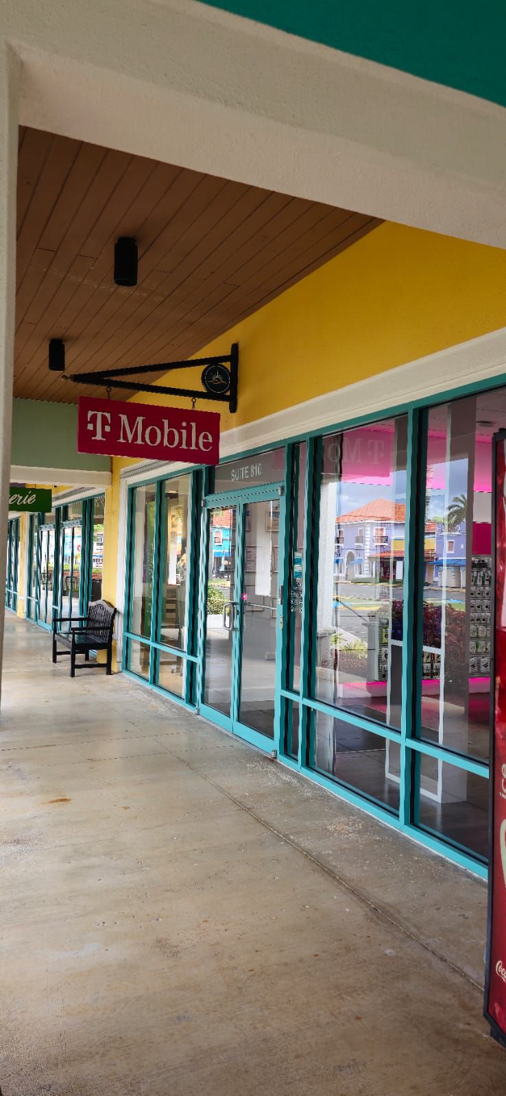 Exterior photo of T-Mobile Store at Puerto Rico Premium Outlets, Barceloneta, PR