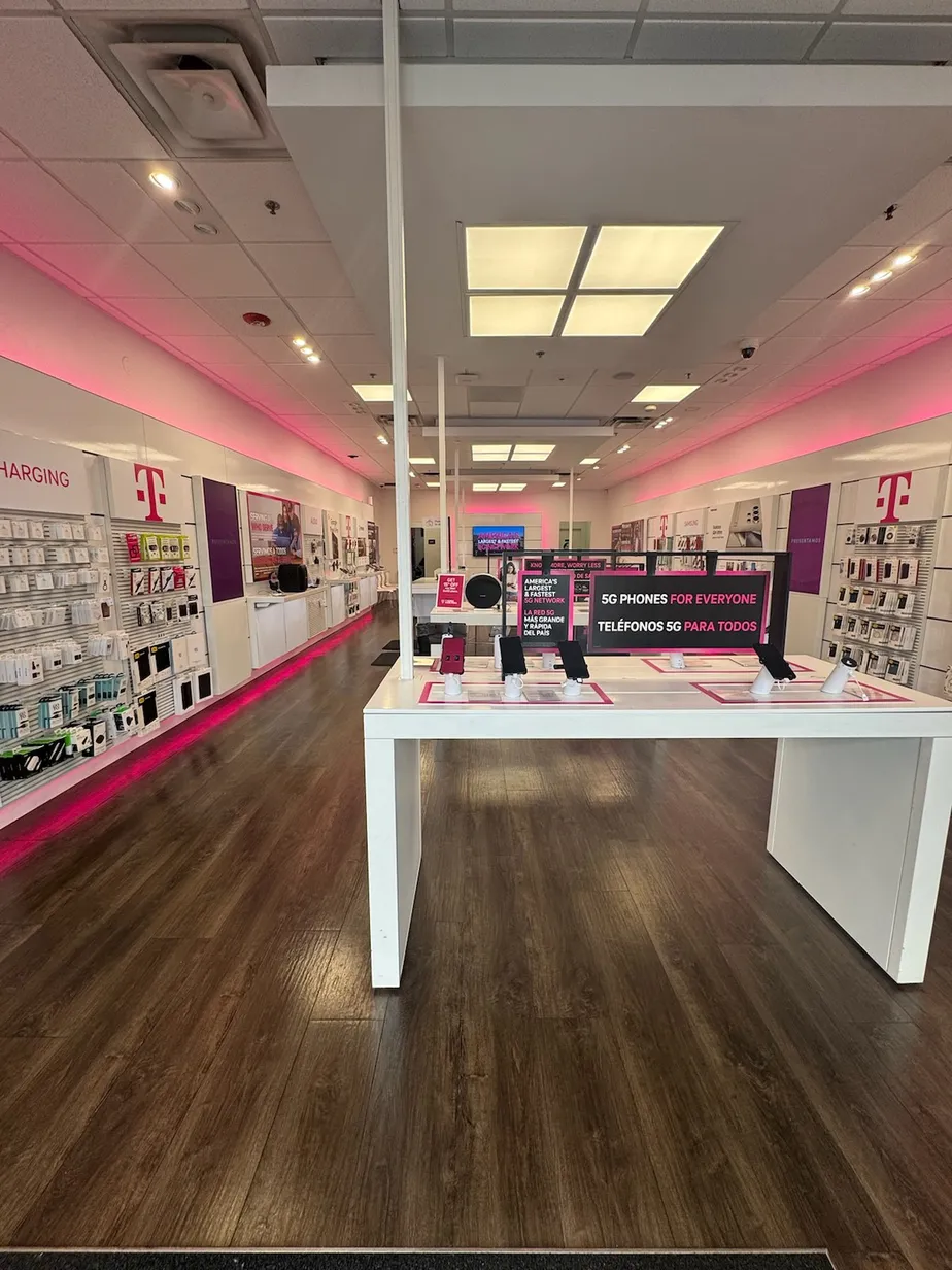  Interior photo of T-Mobile Store at Day St & Canyon Springs, Moreno Valley, CA 