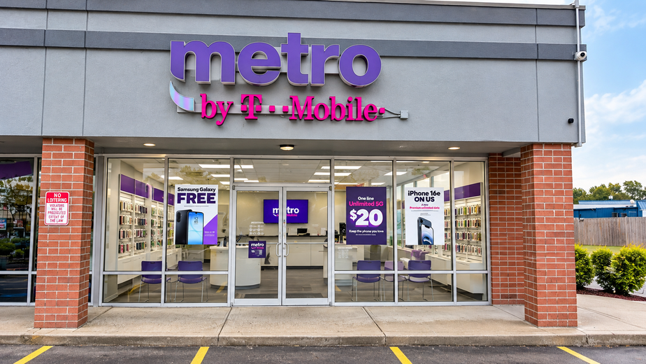 Metro by T-Mobile 10972 Hamilton Ave - 10972 Hamilton Ave 