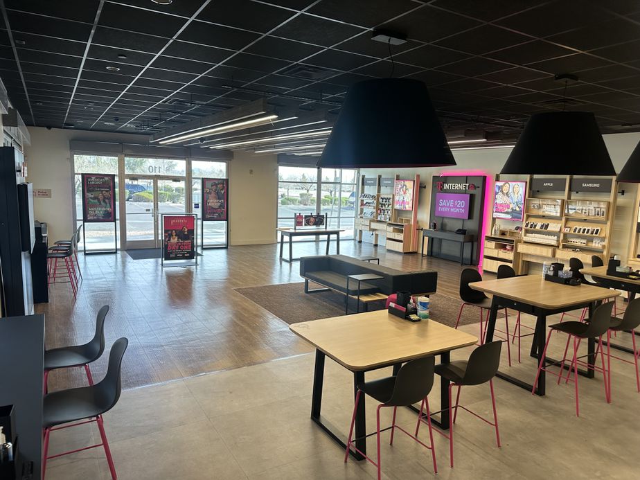 Interior photo of T-Mobile Store at Lake Mead and Rancho, North Las Vegas, NV
