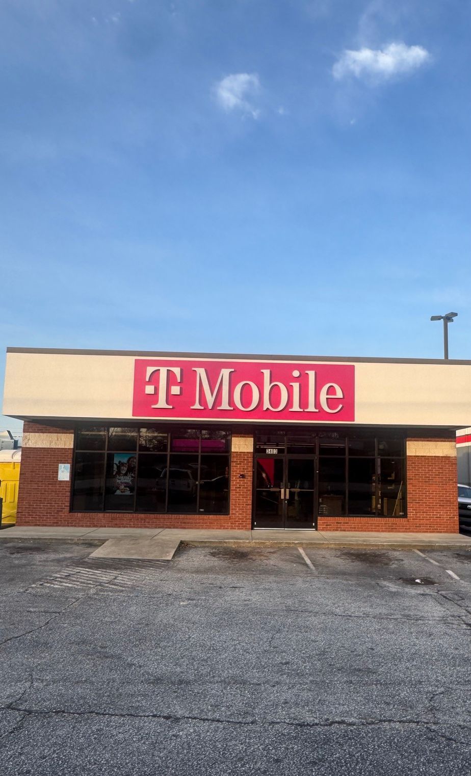 Exterior photo of T-Mobile Store at Farr Village, Anderson, SC