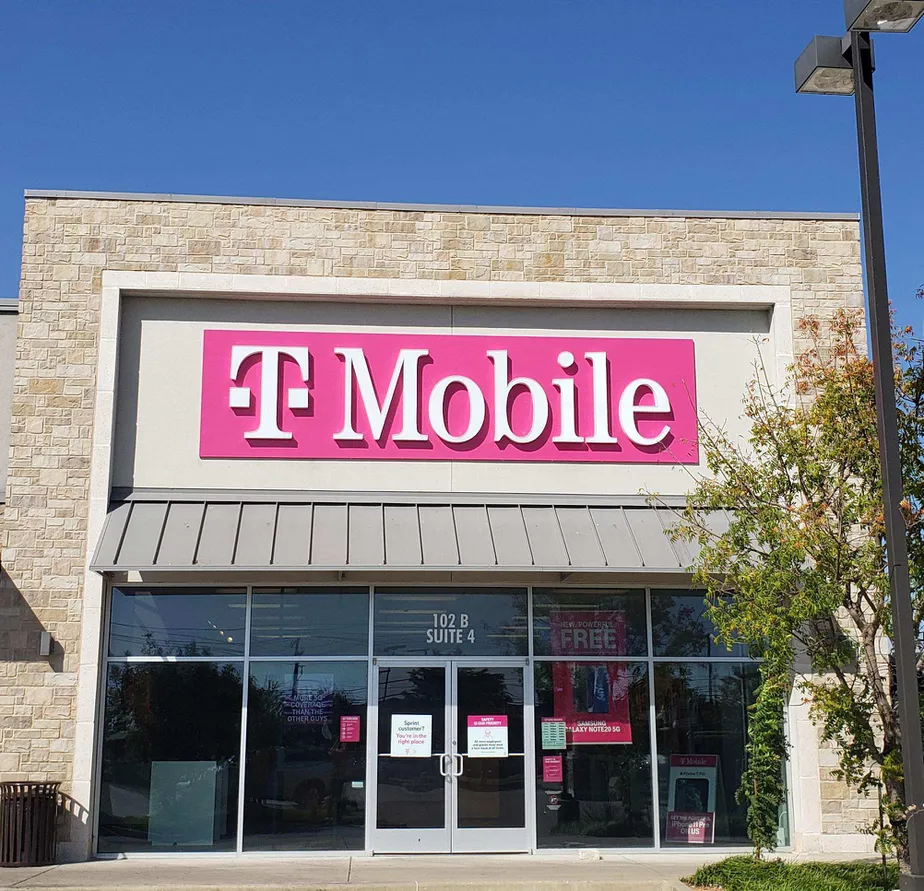Exterior photo of T-Mobile store at E Ovilla Rd & Harris Ave, Red Oak, TX