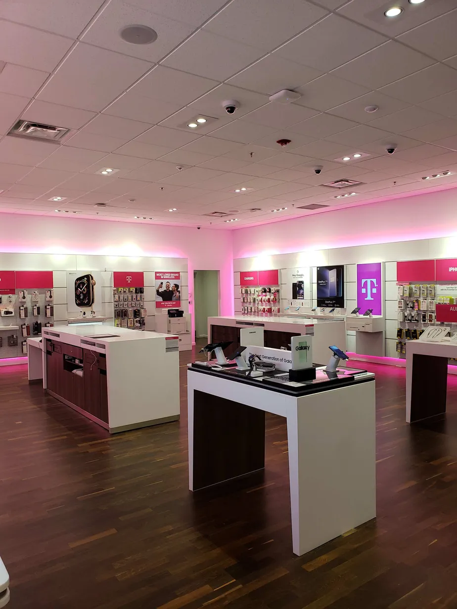 Interior photo of T-Mobile Store at Southland Center 2, Taylor, MI
