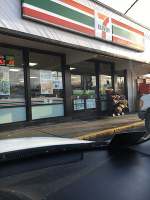 Image gallery for 7-Eleven