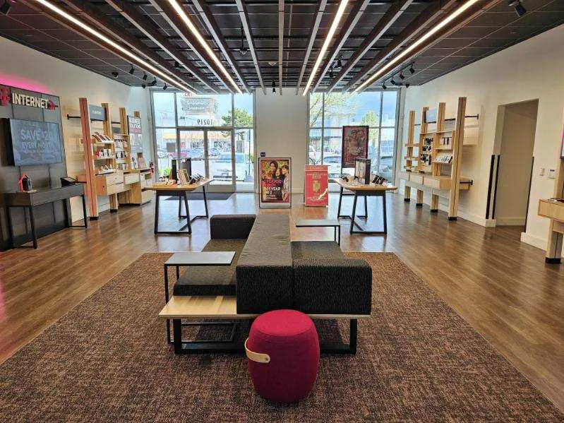  Interior photo of T-Mobile Store at Cascade Station, Portland, OR 