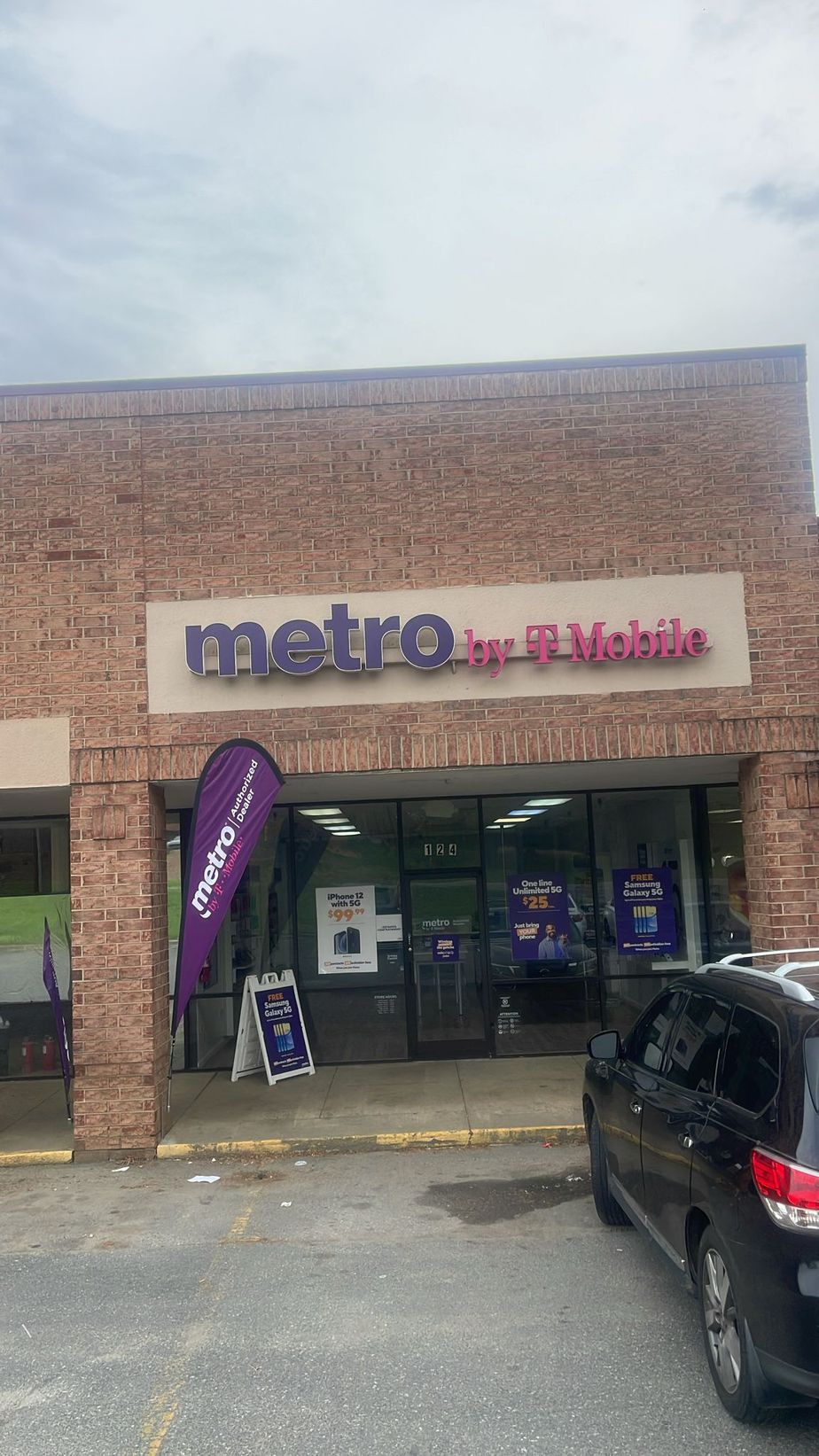 Image alt text
