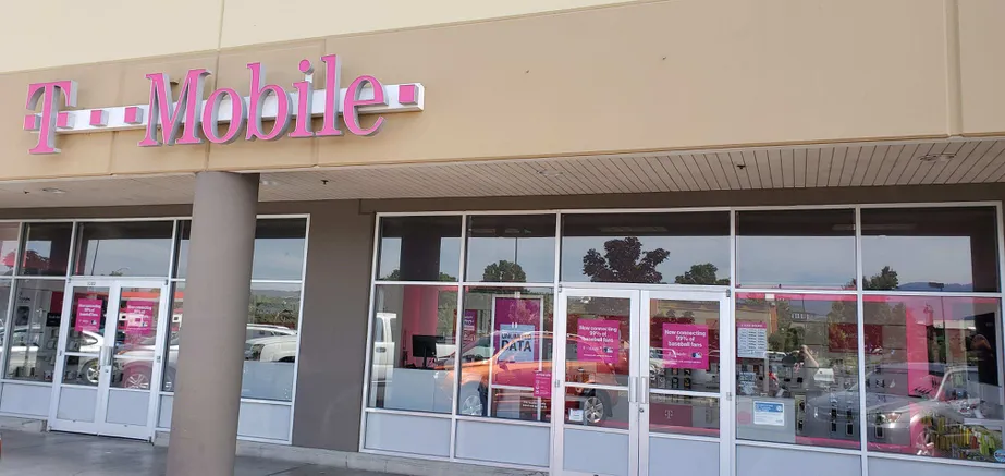 Exterior photo of T-Mobile Store at Center Dr & E Stewart Ave, Medford, OR