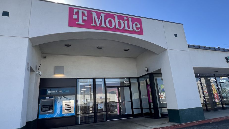 Exterior photo of T-Mobile Store at Western & Palos Verdes, Harbor City, CA