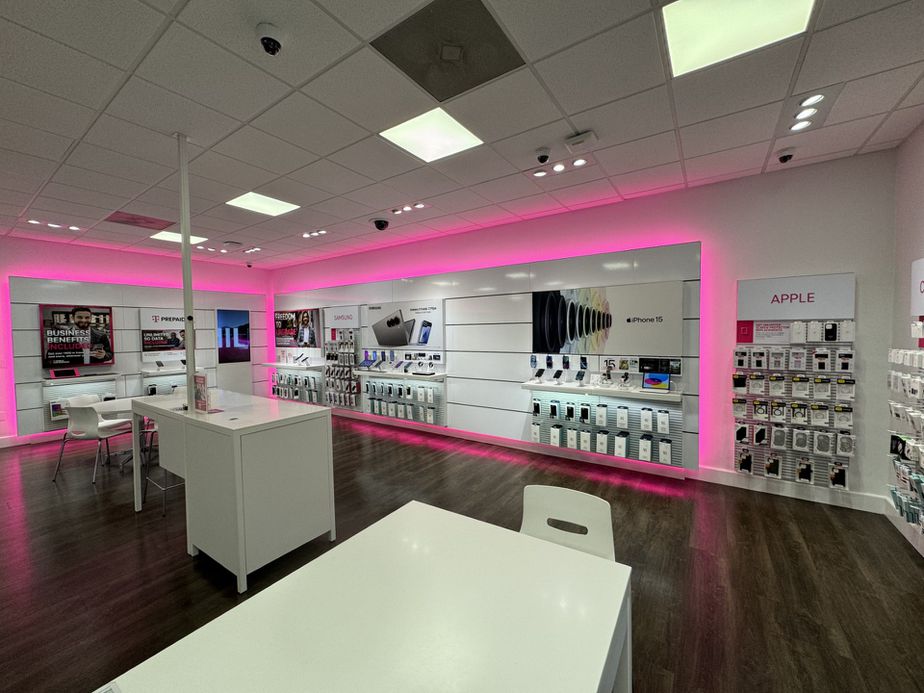 Interior photo of T-Mobile Store at N Eastman Rd & Ready Creek Rd, Kingsport, TN