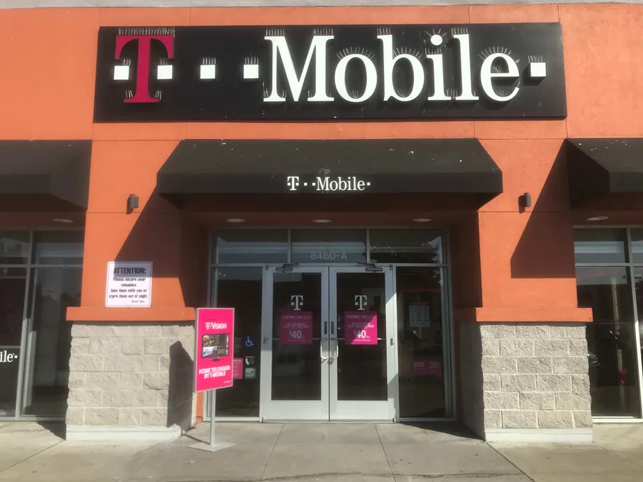 Exterior photo of T-Mobile store at Hwy 880 & Hegenberger, Oakland, CA