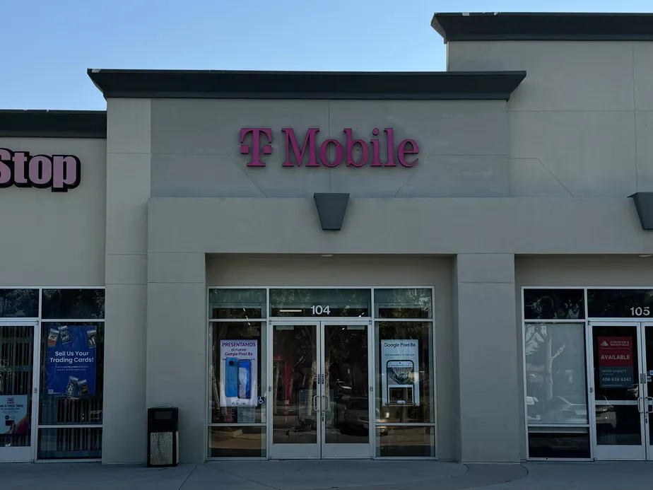  Exterior photo of T-Mobile Store at Pacheco Center, Gilroy, CA 