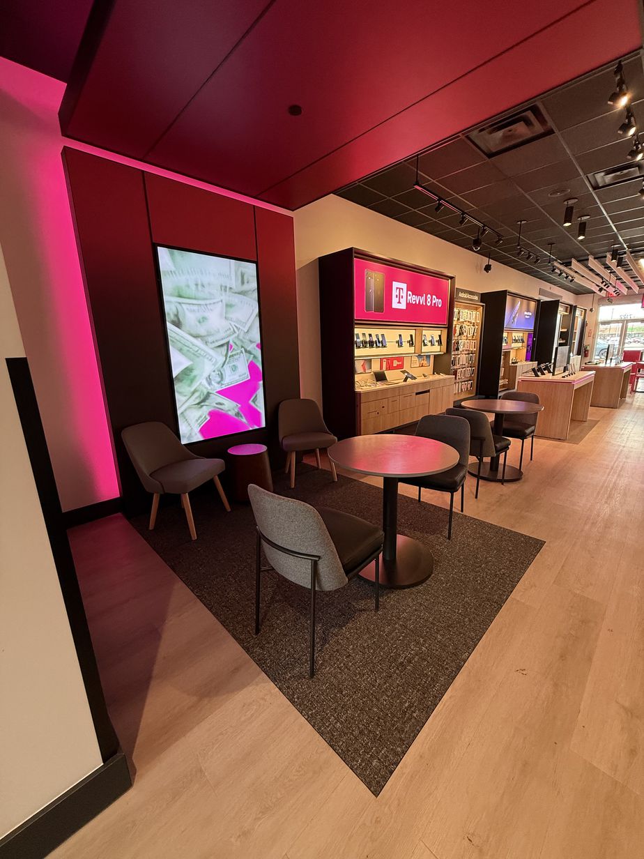 Interior photo of T-Mobile Store at Cermak & Maple, Berwyn, IL 