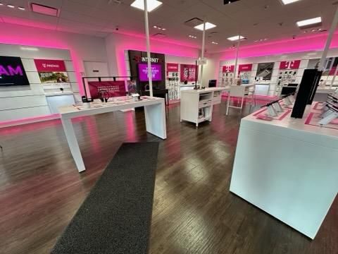 Interior photo of T-Mobile Store at Sherman Ave & Church St, Evanston, IL