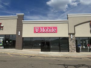 T-Mobile Summit Square | Calcutta, OH
