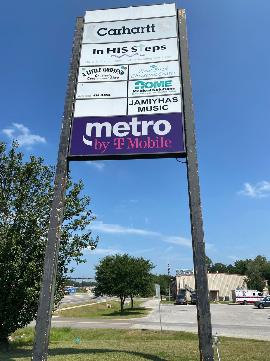 Image alt text