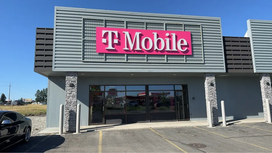  Exterior photo of T-Mobile Store at Hayden & Hwy 95, Hayden, ID 