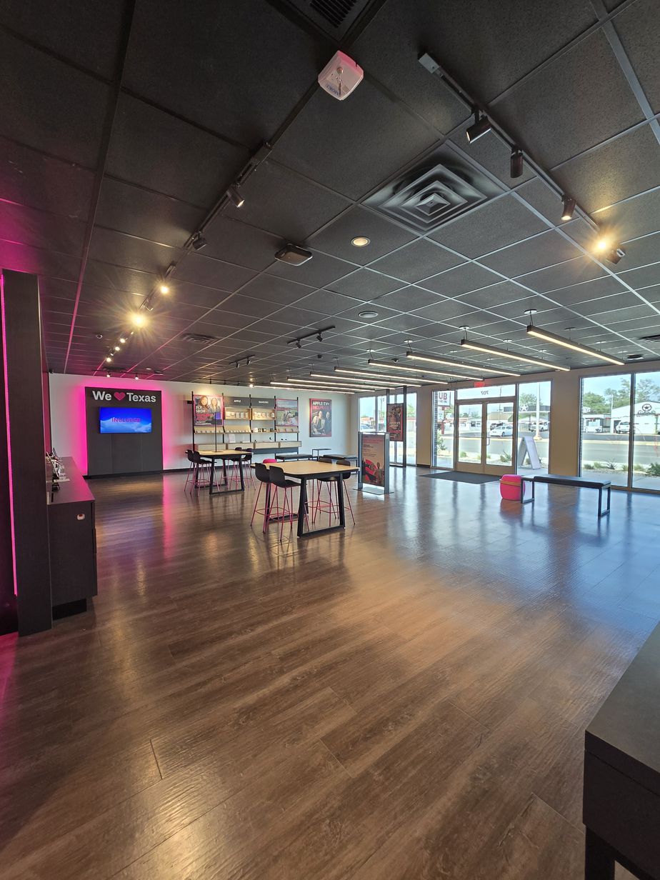 Interior photo of T-Mobile Store at Lubbock & Felt, Brownfield, TX