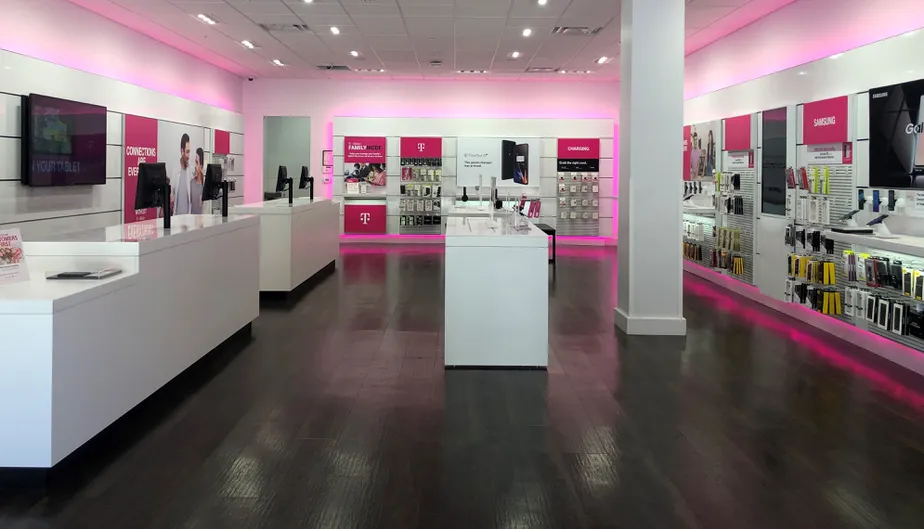  Interior photo of T-Mobile Store at K & 7th, Sacramento, CA 