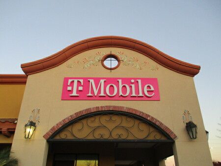 Exterior photo of T-Mobile Store at Stapley & Southern, Mesa, AZ