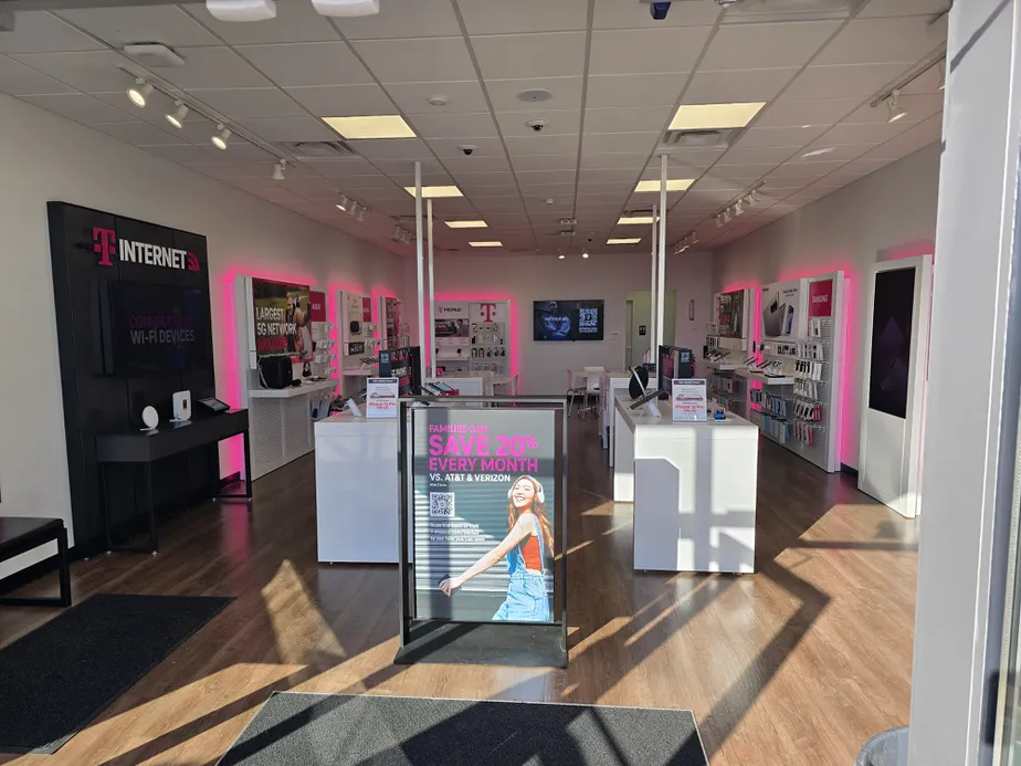 Interior photo of T-Mobile Store at 2nd & 38th, Williston, ND 