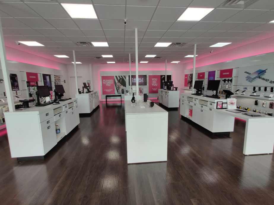 Interior photo of T-Mobile Store at Kingwood & Lake Houston, Houston, TX