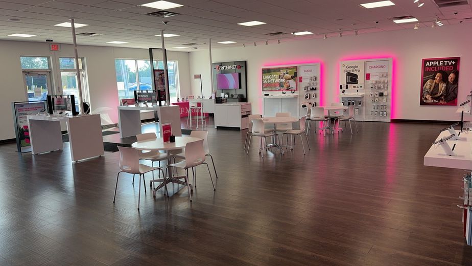 Interior photo of T-Mobile Store at Elida Rd & American Ave, Lima, OH