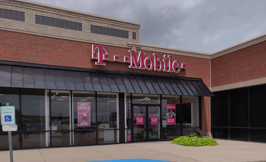 Exterior photo of T-Mobile store at I-35 & Alsbury Blvd. 2, Burleson, TX