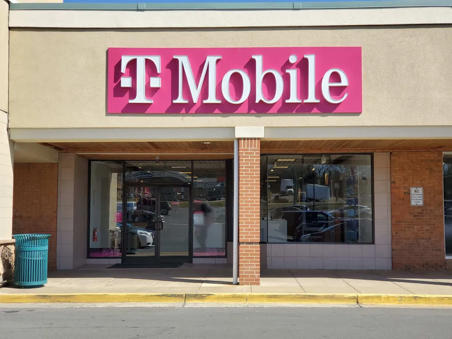 Exterior photo of T-Mobile store at Sudley Rd & Lomond Dr, Manassas, VA