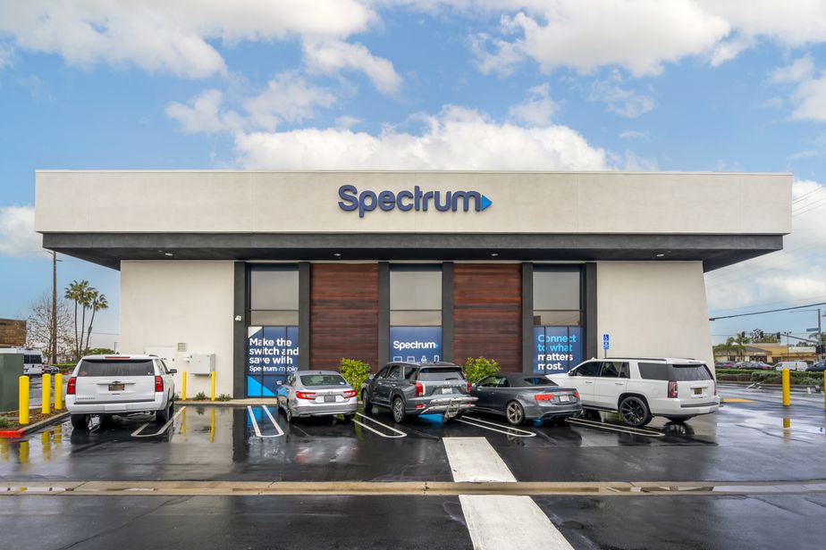 Spectrum - 20002 Brookhurst St 