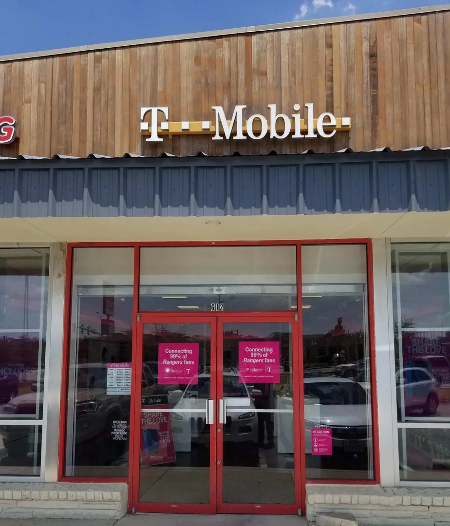 Exterior photo of T-Mobile store at W Rosedale St & Hemphill St, Fort Worth, TX