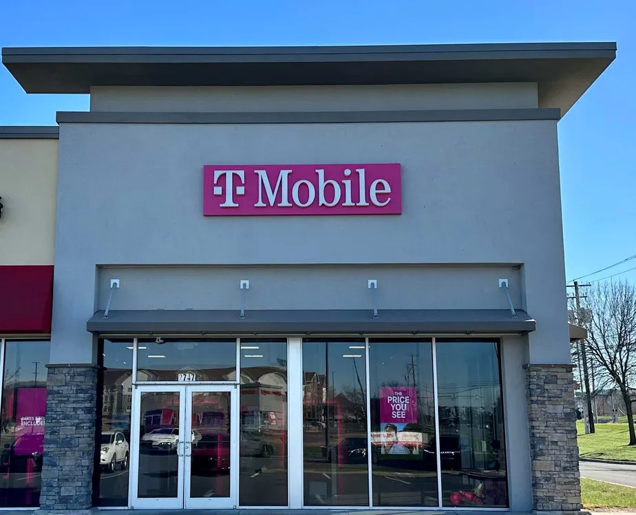 Exterior photo of T-Mobile Store at Broadcasting Square, Reading, PA