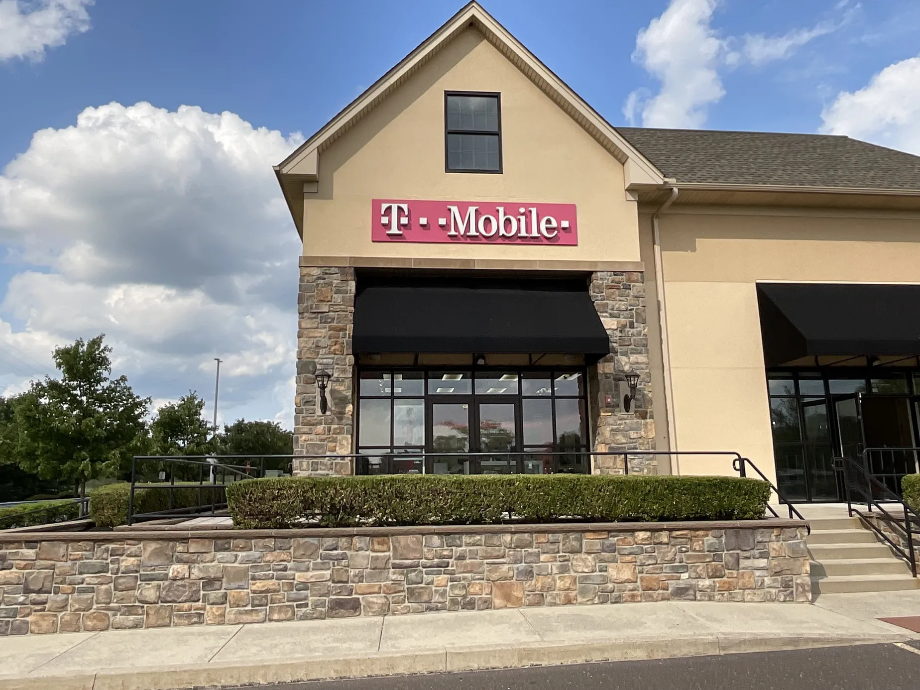 T-Mobile Forty Foot Rd & Clemens Rd | Hatfield, PA