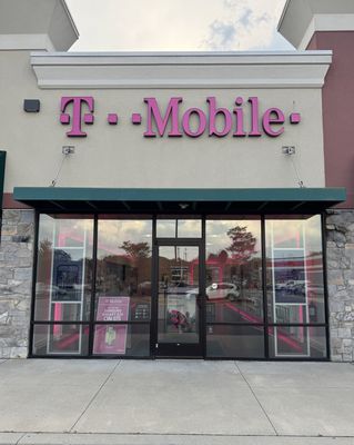 T-Mobile Authorized Retailer