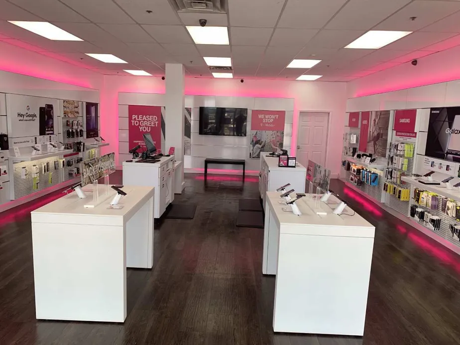 Interior photo of T-Mobile Store at KY-53 & Cherrywood Dr, La Grange, KY