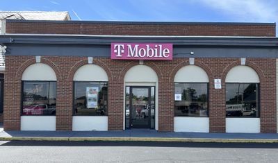 T-Mobile Authorized Retailer