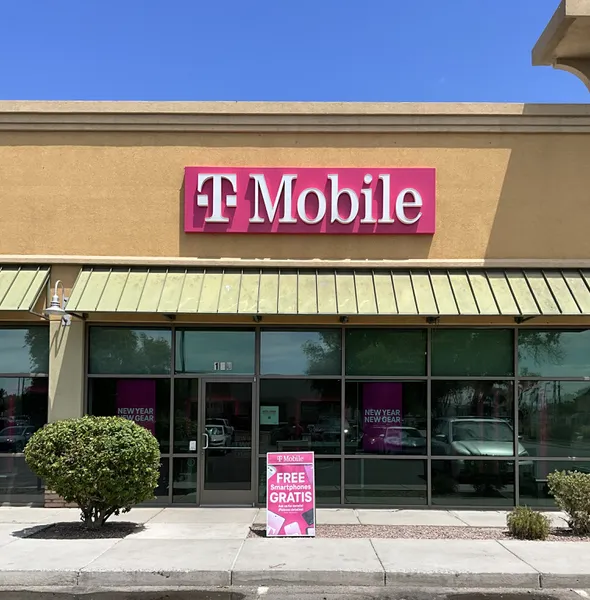 Smart Watches at TMobile Avenue B & 24th in Yuma, AZ