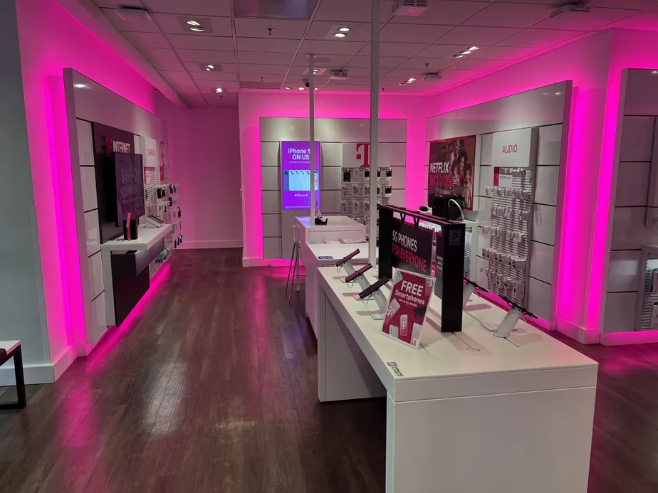  Interior photo of T-Mobile Store at Broadway & Alder, Portland, OR 