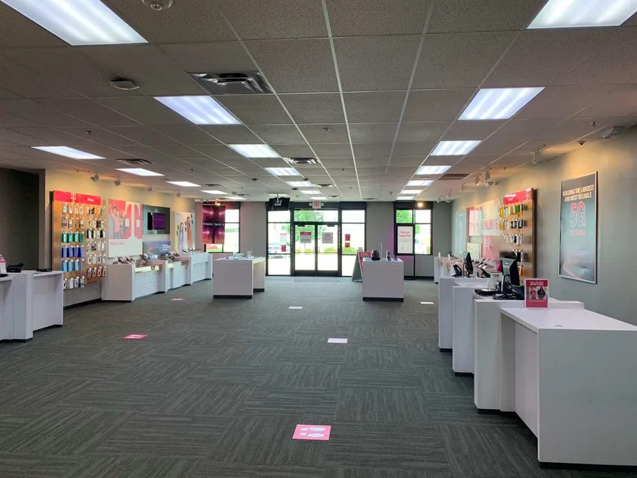 Interior photo of T-Mobile Store at State Hwy 121 & Wiltshire Blvd, The Colony, TX