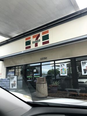 Image gallery for 7-Eleven
